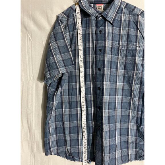 The North Face Mens Sz XL Short Sleeve Shirt Blue Gray Striped Button Up - Picture 4 of 9